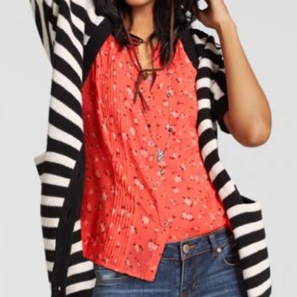 CAbi Tops - Cabi Blossom Coral Pin Tuck Blouse